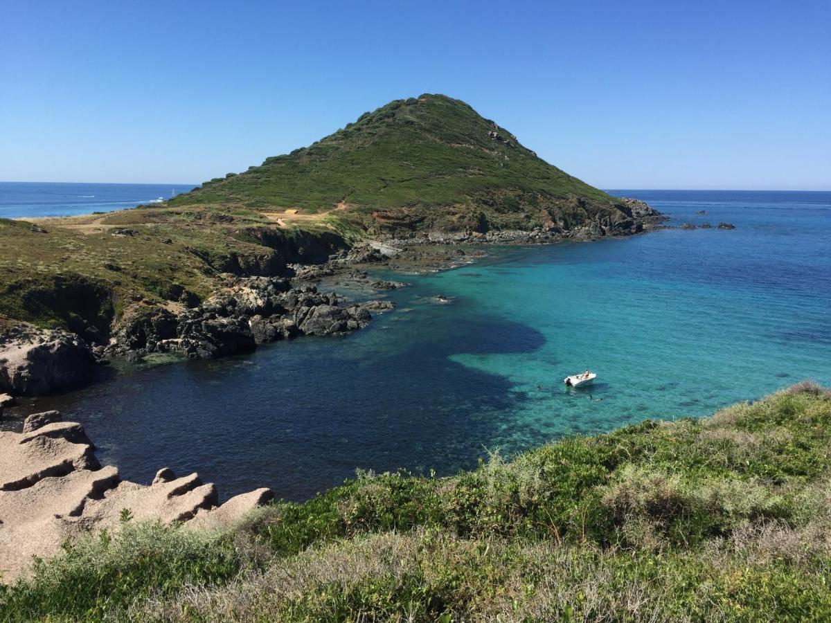 Ajaccio Magnifique T2 37M2 Centre Ville Vue Mer Au Bord De La Plage Neuf 4 Couchages Balcon Parking Prive Ferme Clim Wifi Dış mekan fotoğraf