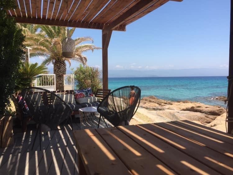 Ajaccio Magnifique T2 37M2 Centre Ville Vue Mer Au Bord De La Plage Neuf 4 Couchages Balcon Parking Prive Ferme Clim Wifi Dış mekan fotoğraf